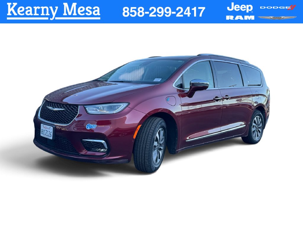 Used 2021 Red Chrysler Limited image 1