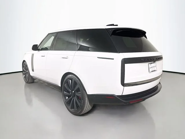 New 2026 Ostuni Pearl White Land Rover SV Signature Suite image 7