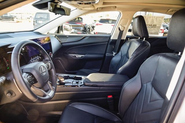 2026 Lexus NX 450h+ Luxury - Photo 24