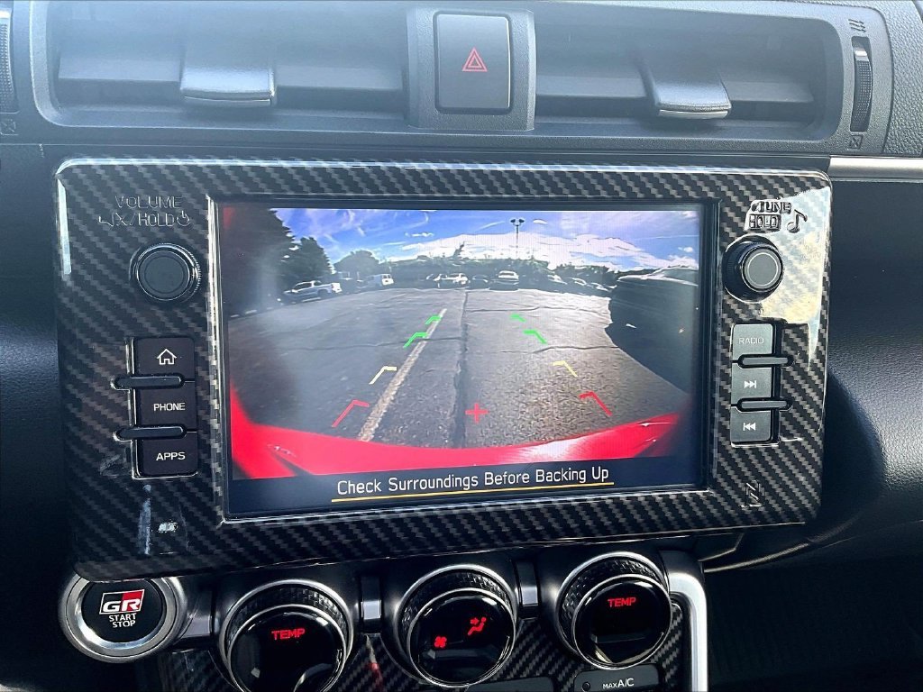 Used 2023  Toyota Premium image 18