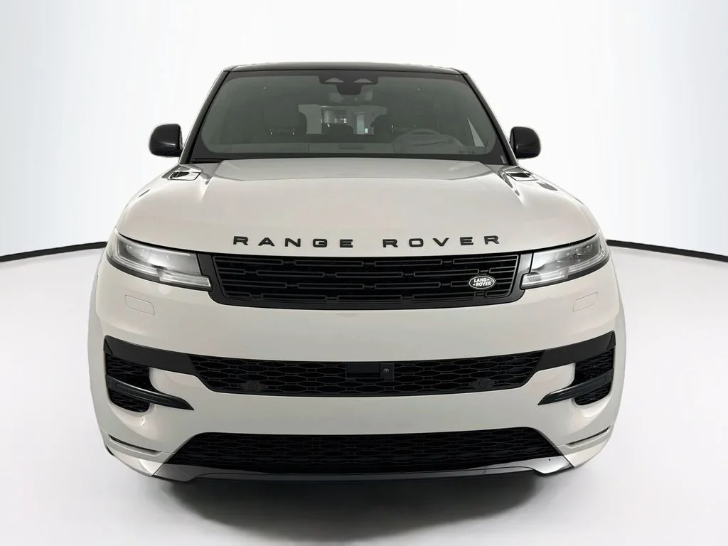 New 2026 Borasco Grey Land Rover Dynamic SE image 2