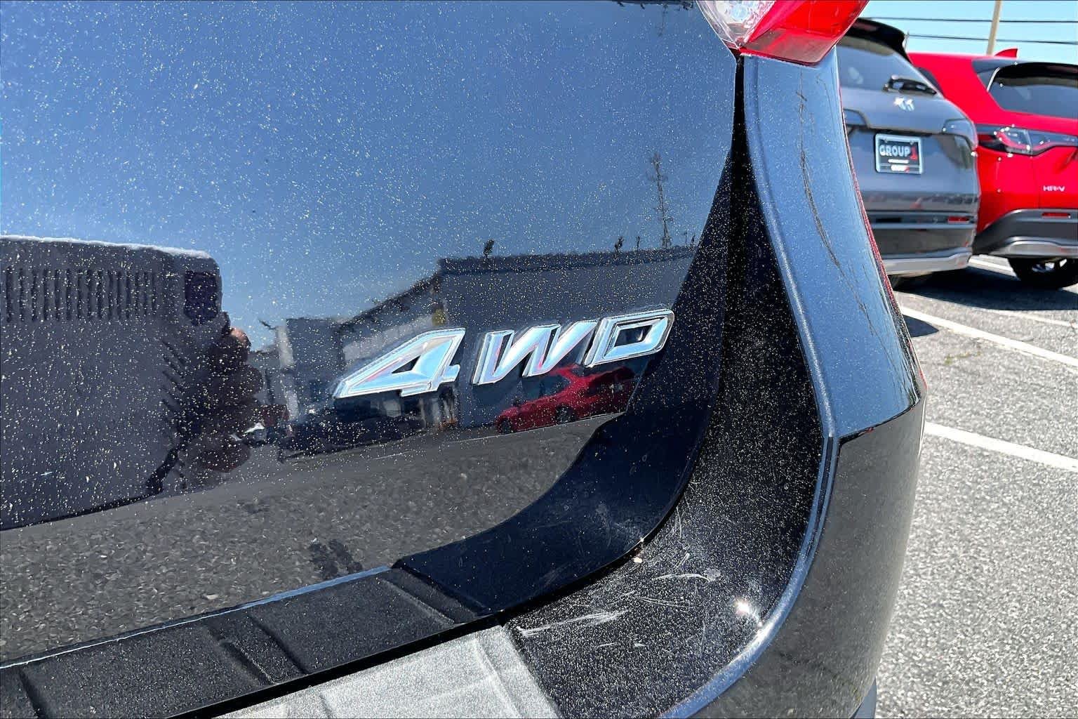 Used 2023 Agate Black Metallic Ford Limited image 10