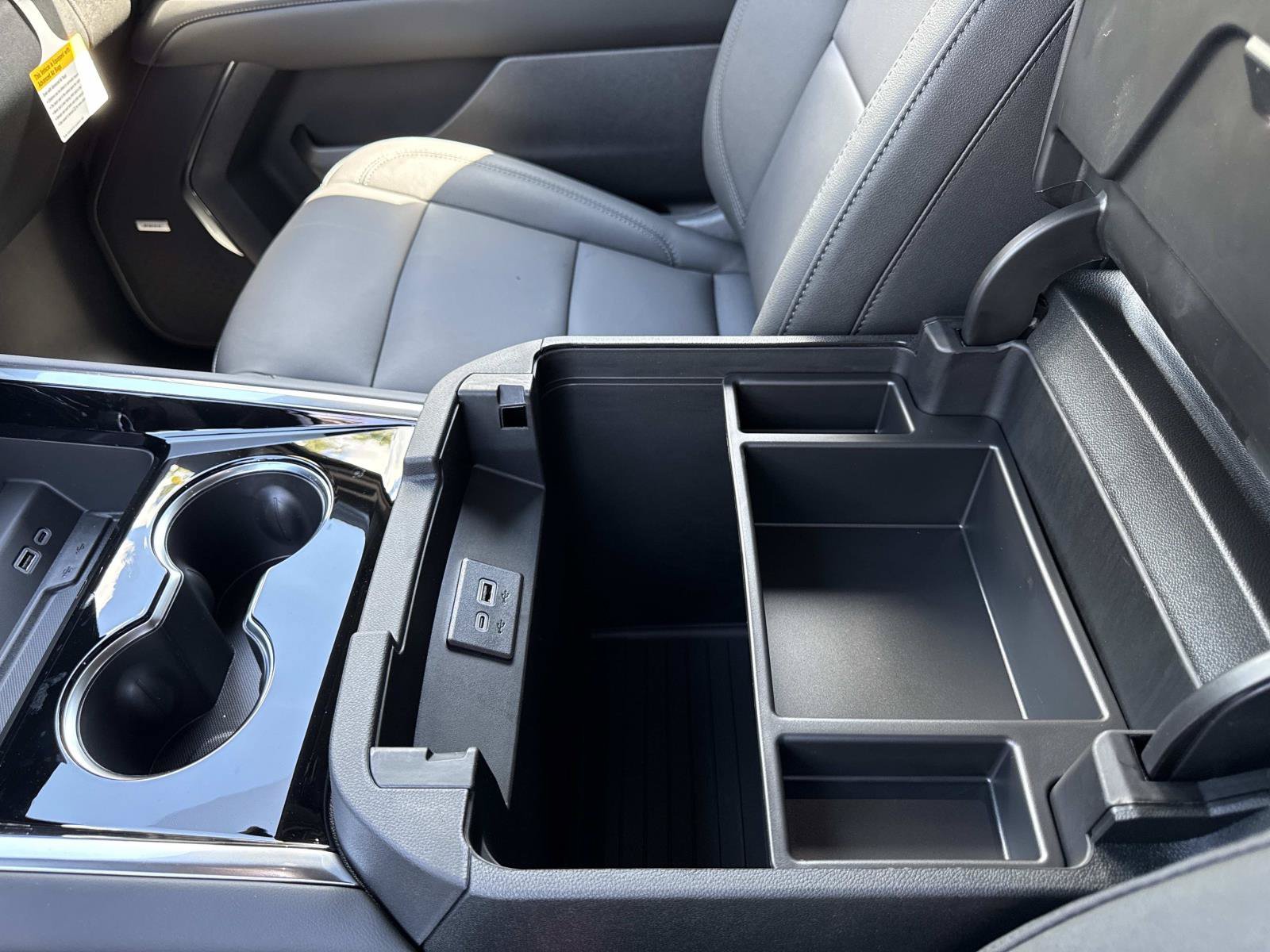 New 2026 Summit White Chevrolet LT image 31