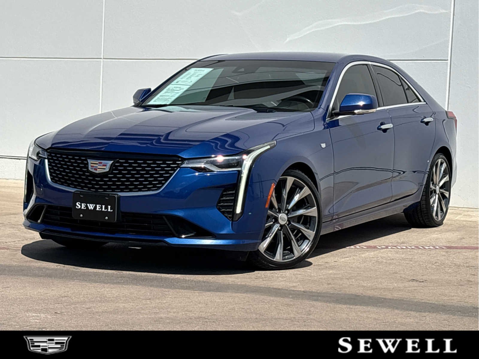 2021 Cadillac CT4 Luxury