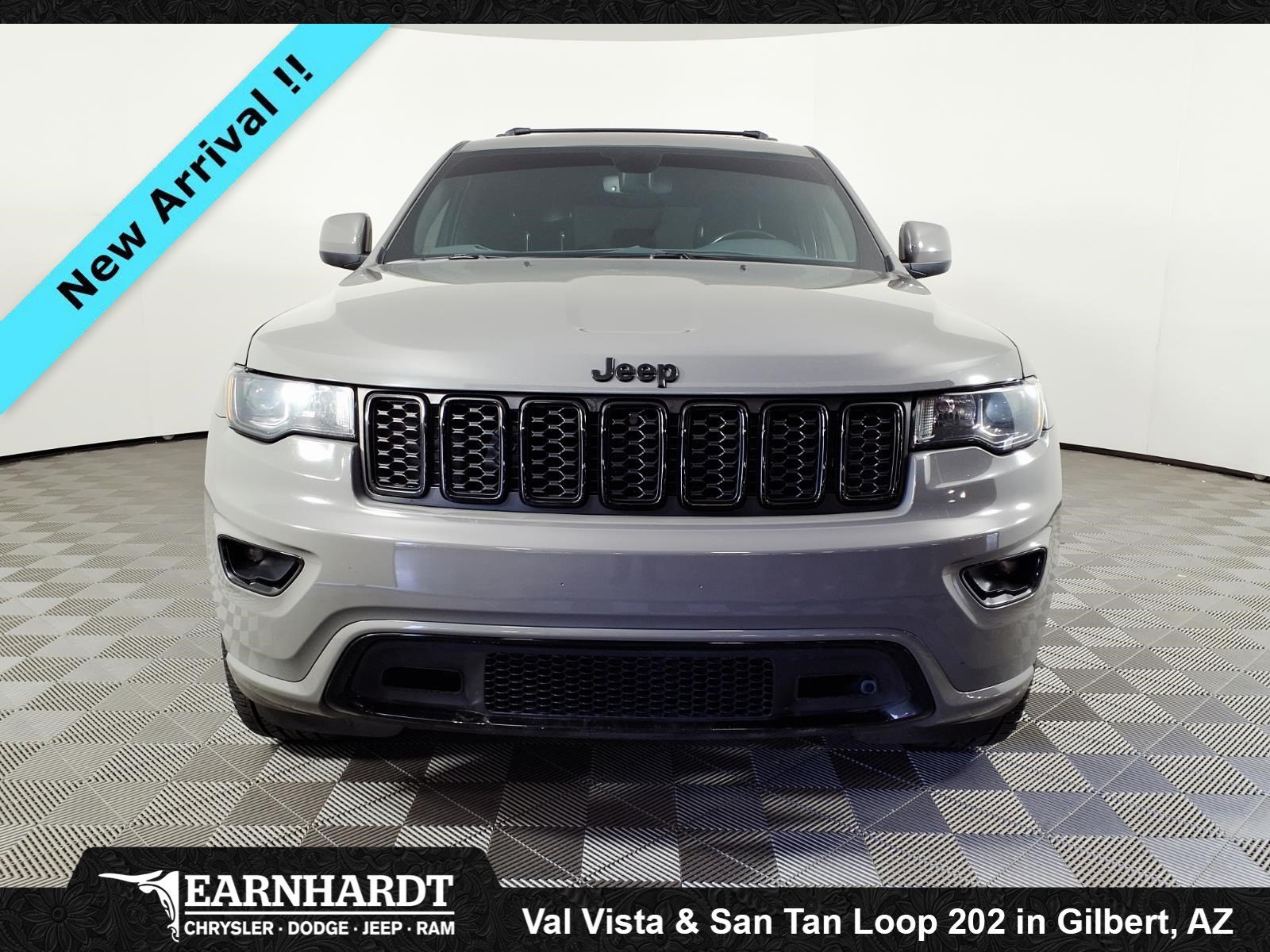 Used 2021 Sting-Gray Clearcoat Jeep Laredo X image 2