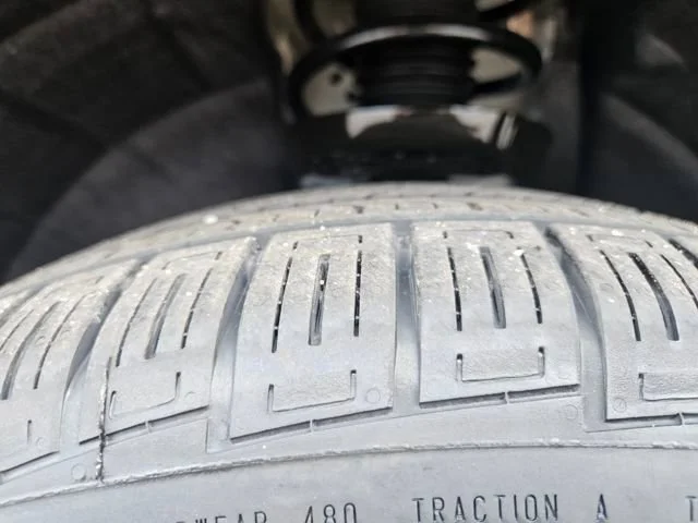 New 2026 Summit White GMC Elevation image 28