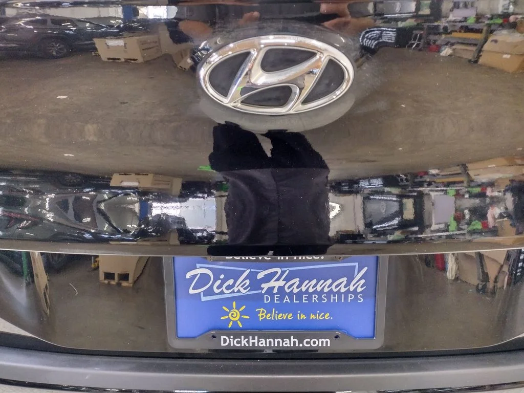 Used 2020 Black Hyundai SEL image 16