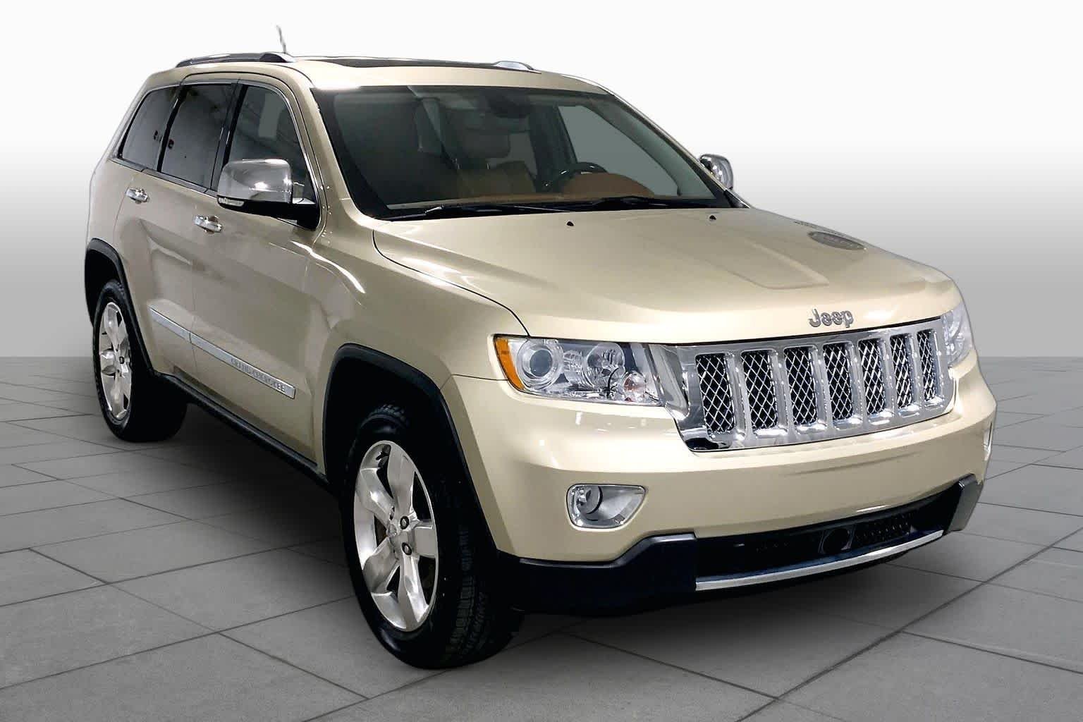 Used 2011 Jeep Grand Cherokee Overland with VIN 1J4RR6GG5BC745292 for sale in Kansas City