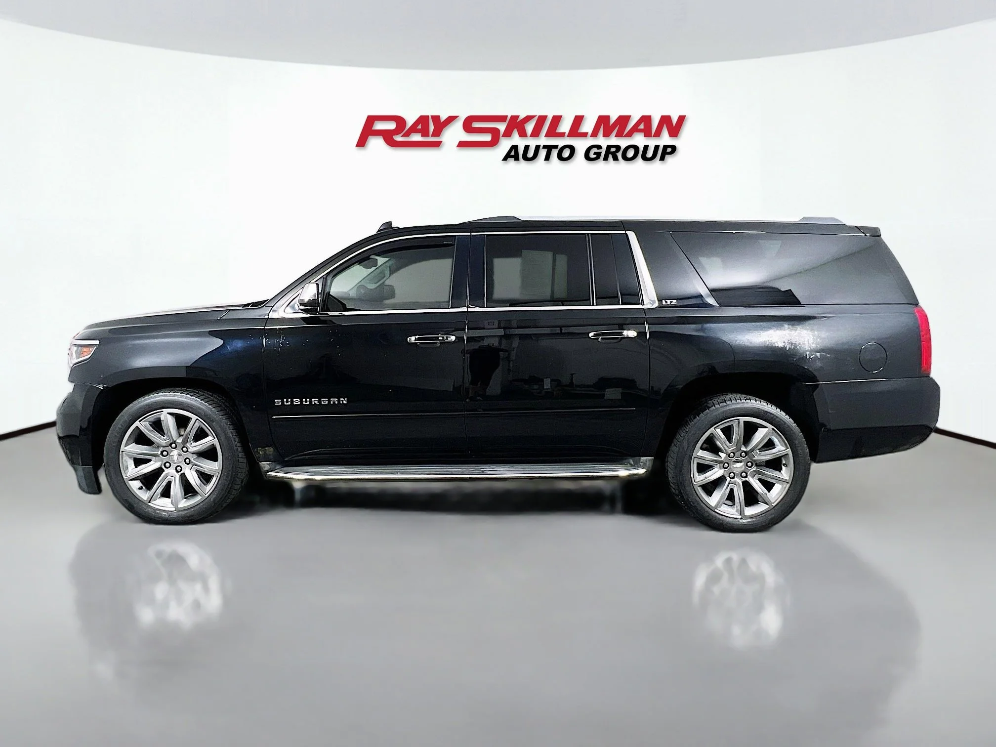 Used 2016 Black Chevrolet LTZ image 4