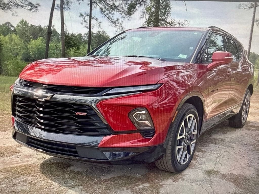Used 2023 Red Chevrolet RS image 1