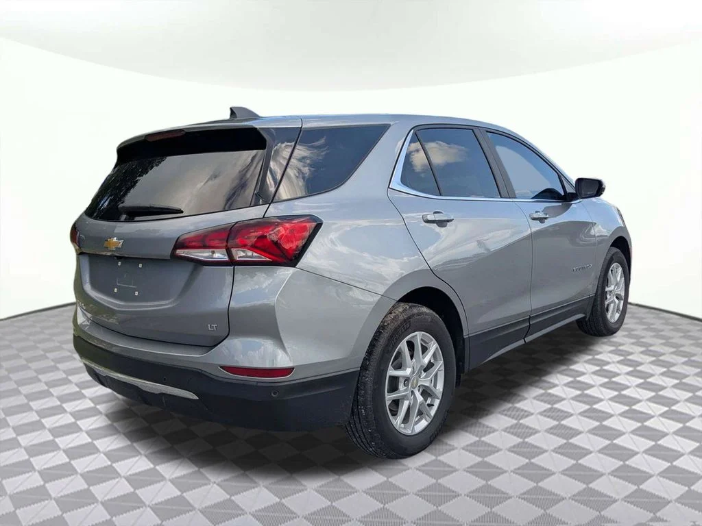 Used 2024 Gray Chevrolet LT image 3