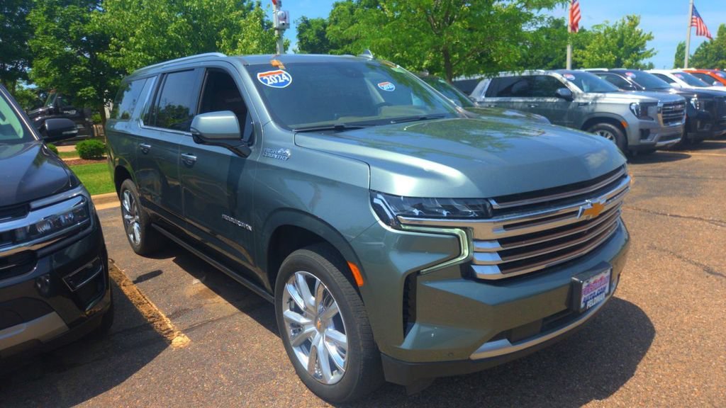 2024 Chevrolet Suburban High Country - Photo 12