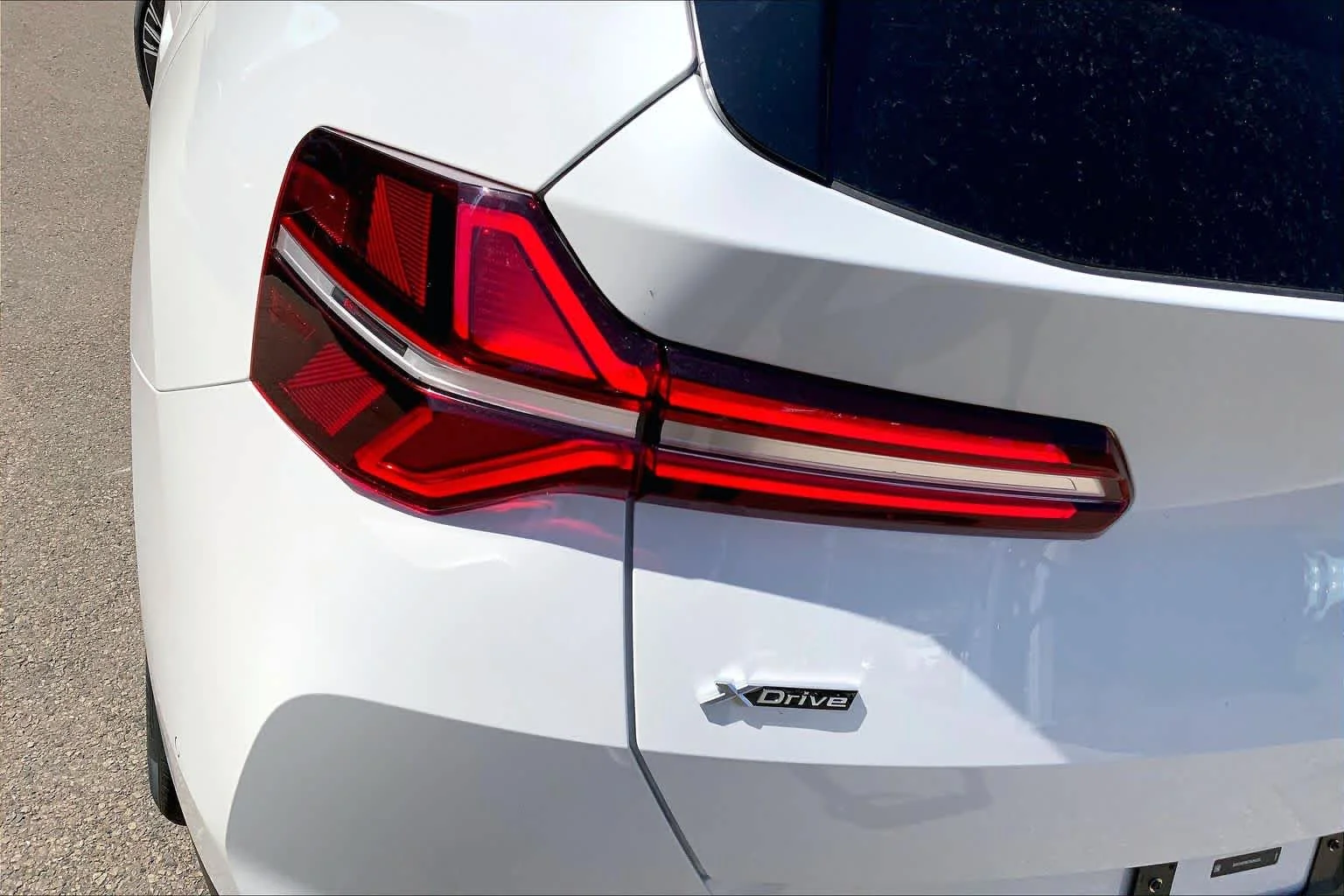 New 2026 Mineral White Metallic BMW 30 xDrive image 14