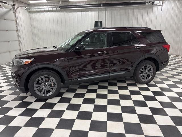 2023 Ford Explorer XLT 4WD's photo