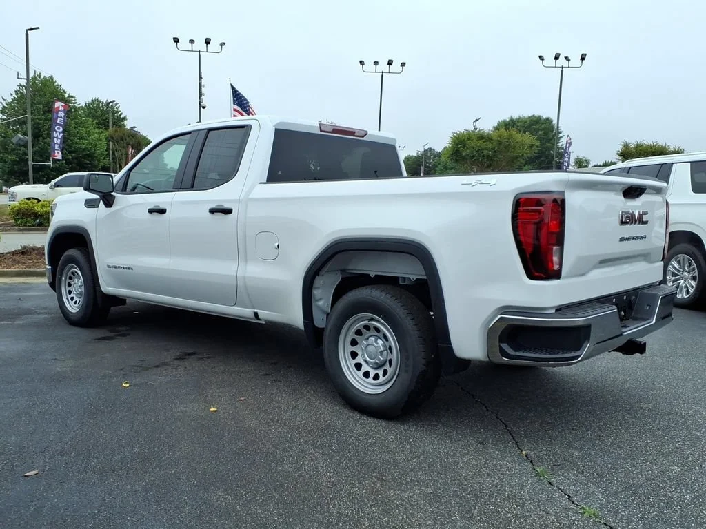 New 2026 Summit White GMC Pro image 25