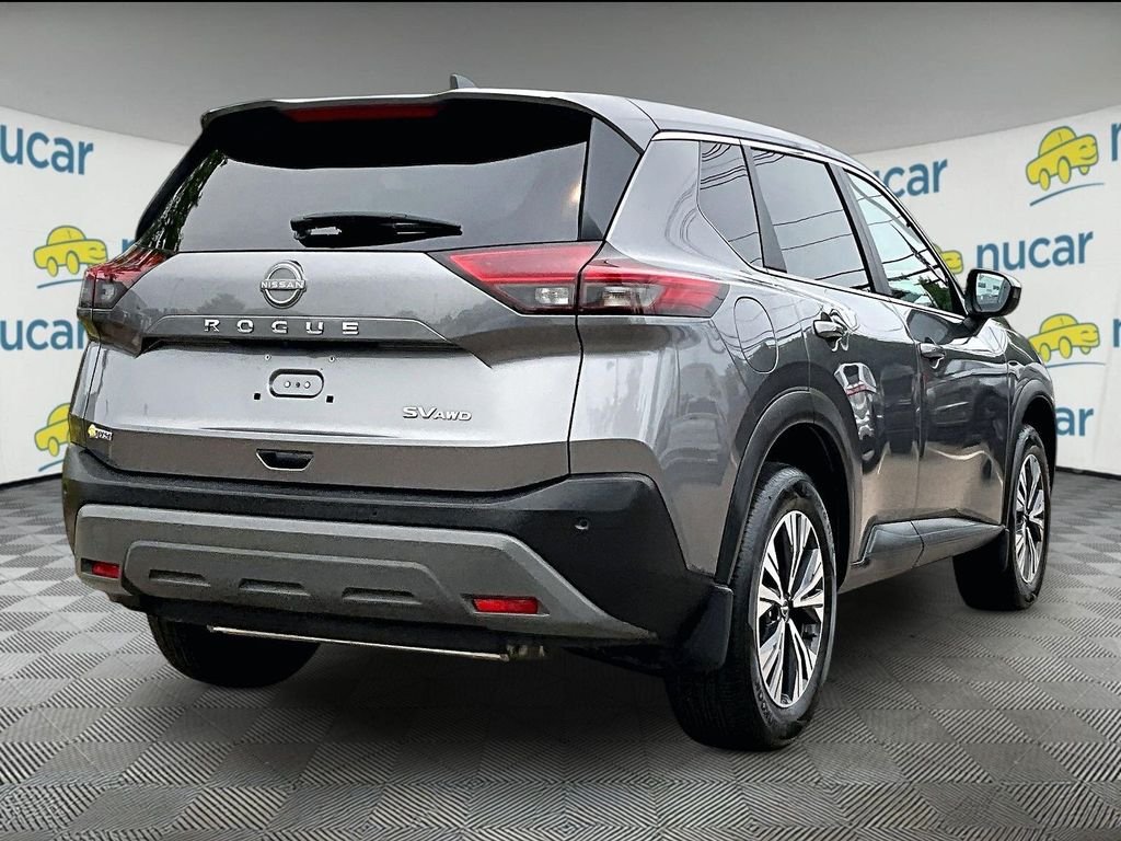 Used 2023 Gray Nissan SV image 6