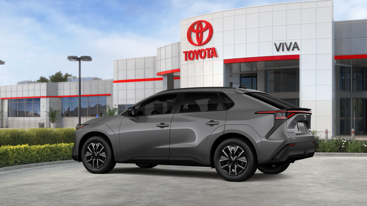 New 2026 Heavy Metal Toyota XLE image 5