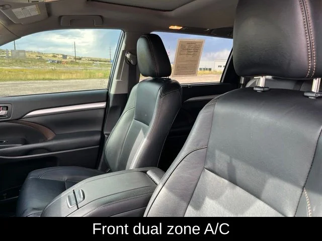 Used 2019 Black Toyota XLE image 13