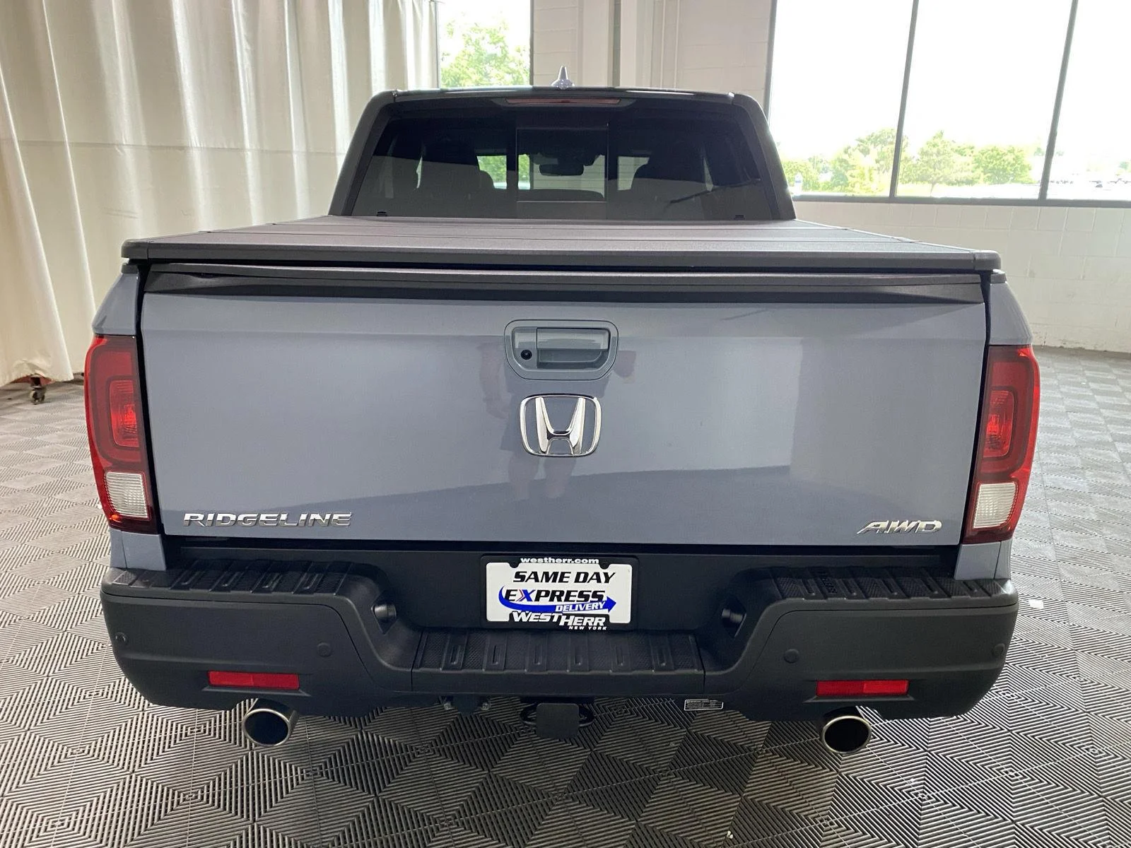 Used 2022 Sonic Gray Pearl Honda Black Edition image 12