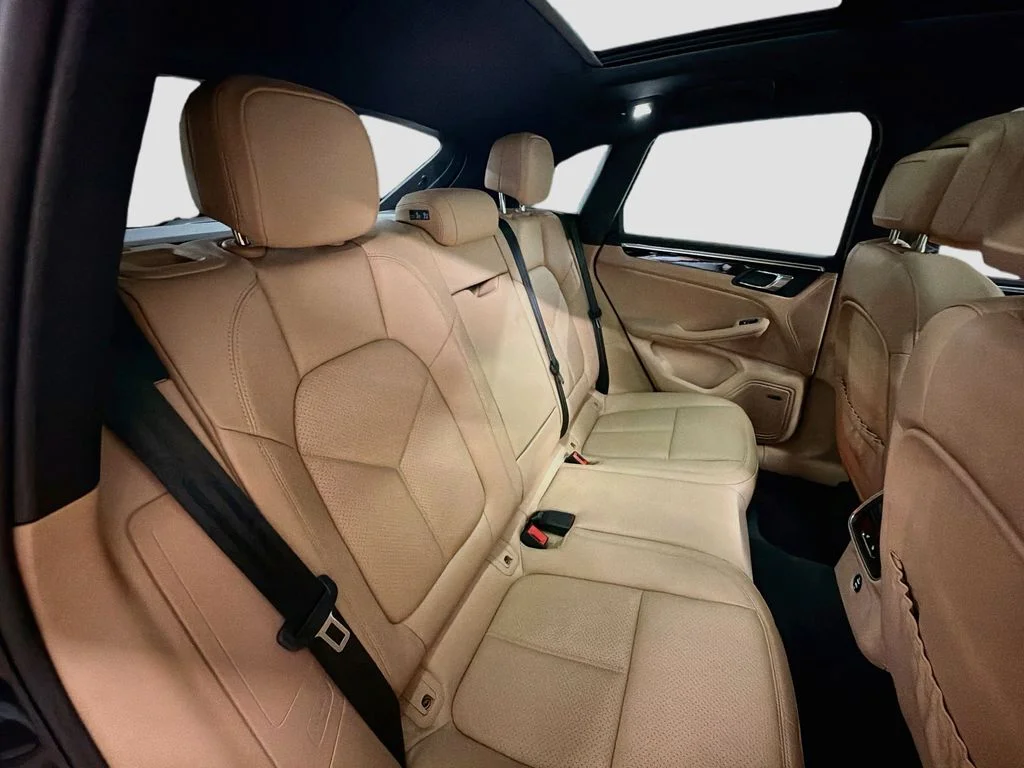 Used 2026  Porsche  image 28