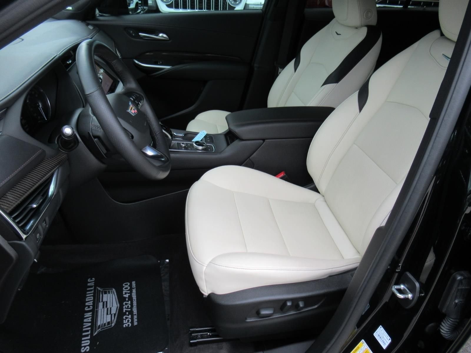 Used 2022 Black Cadillac Sport image 16