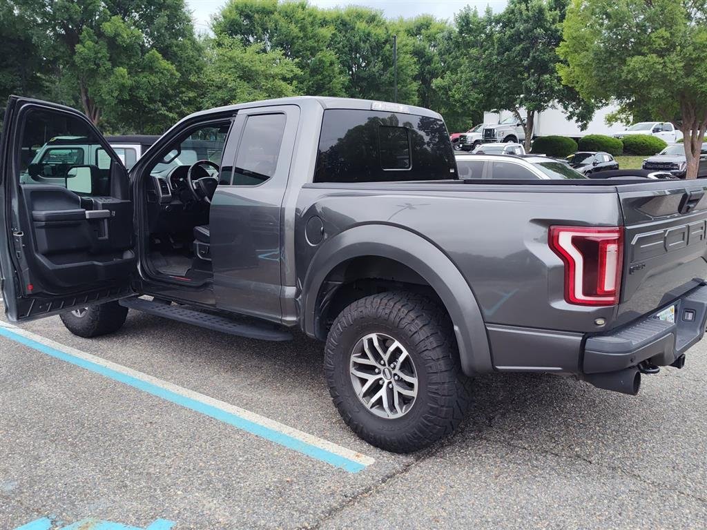 Used 2018 Magnetic Ford Raptor image 5