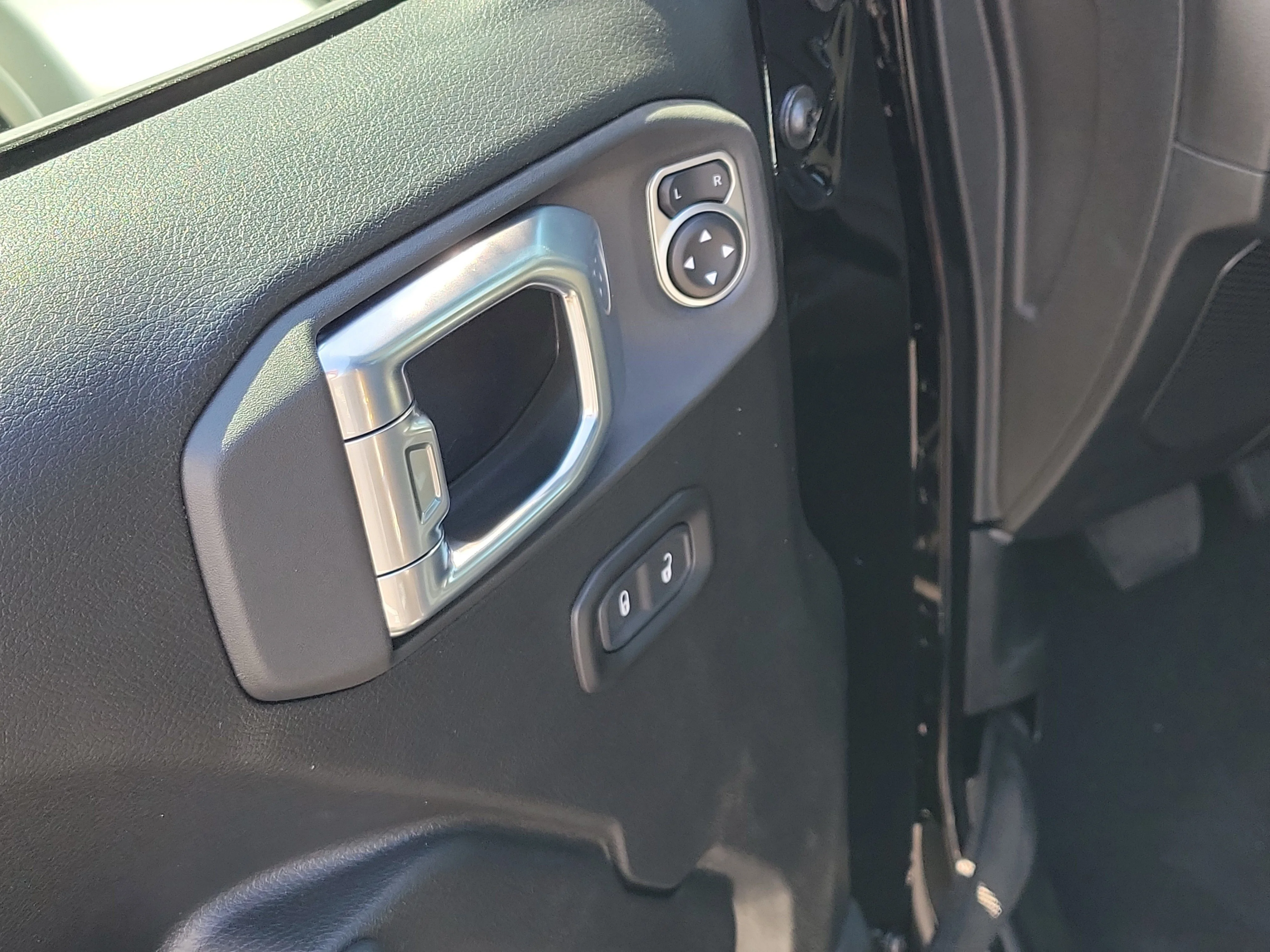 New 2026 Black Clearcoat Jeep Sport S image 17