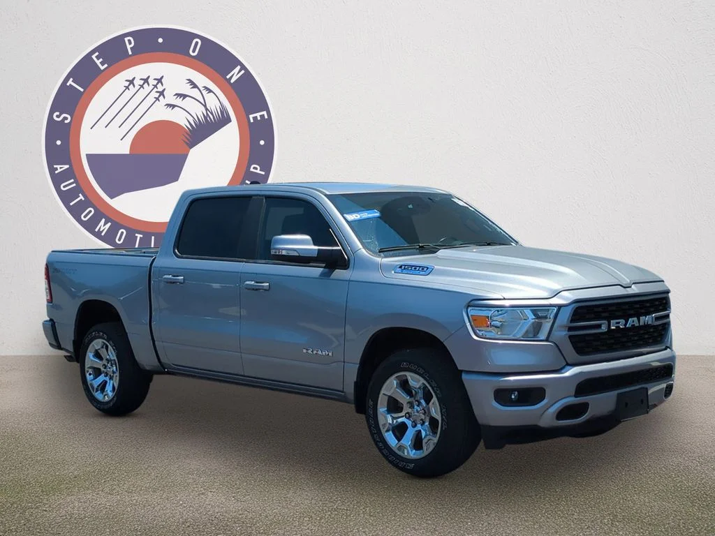 Used 2022 Silver Ram Big Horn/Lone Star image 2