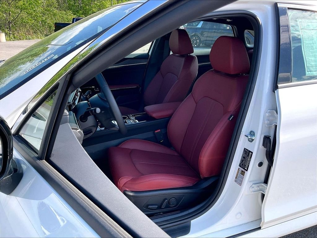2026 Kia K5 GT-Line - Photo 11