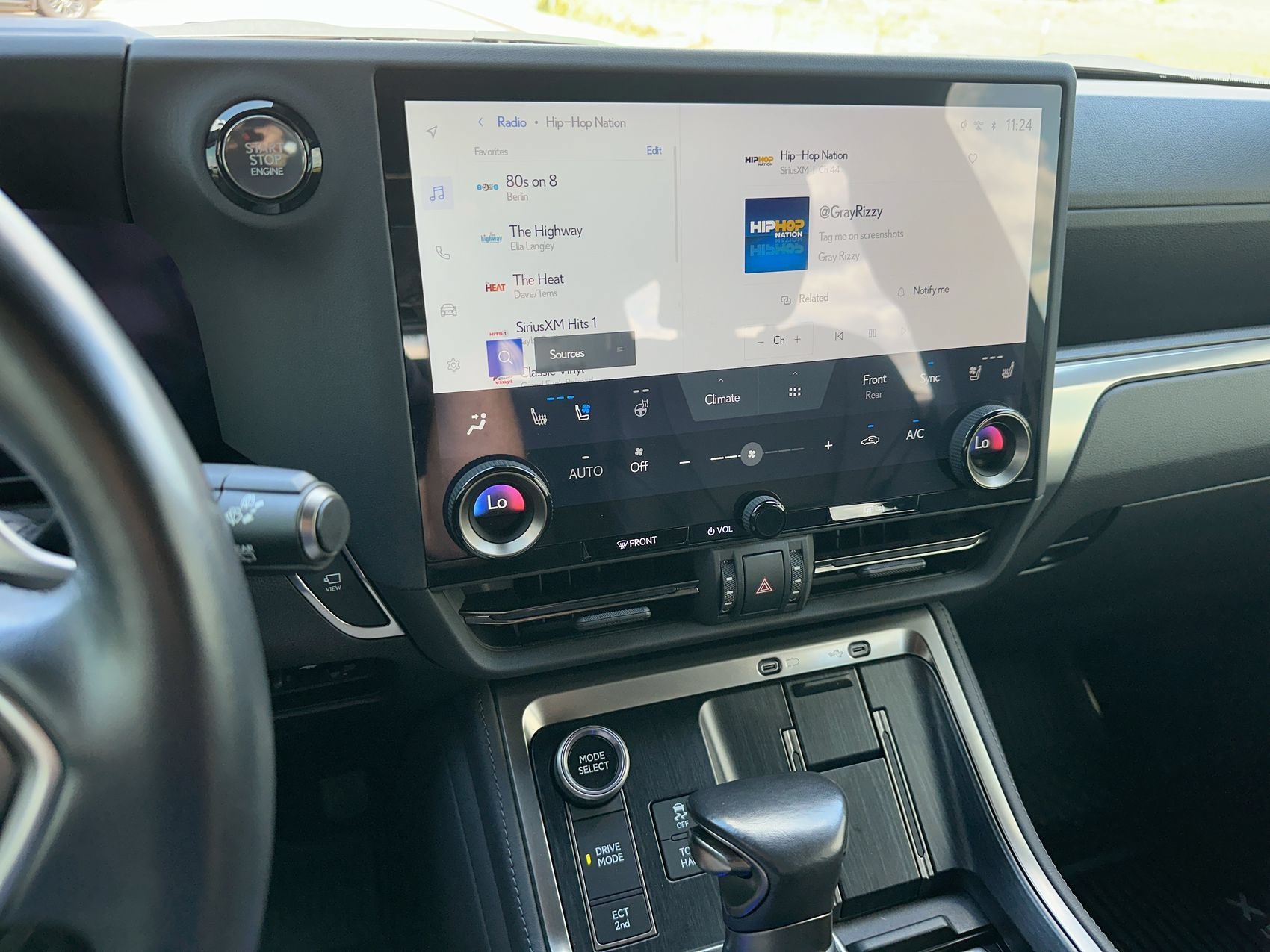 Used 2024 Incognito Lexus GX 550 Premium+ image 16