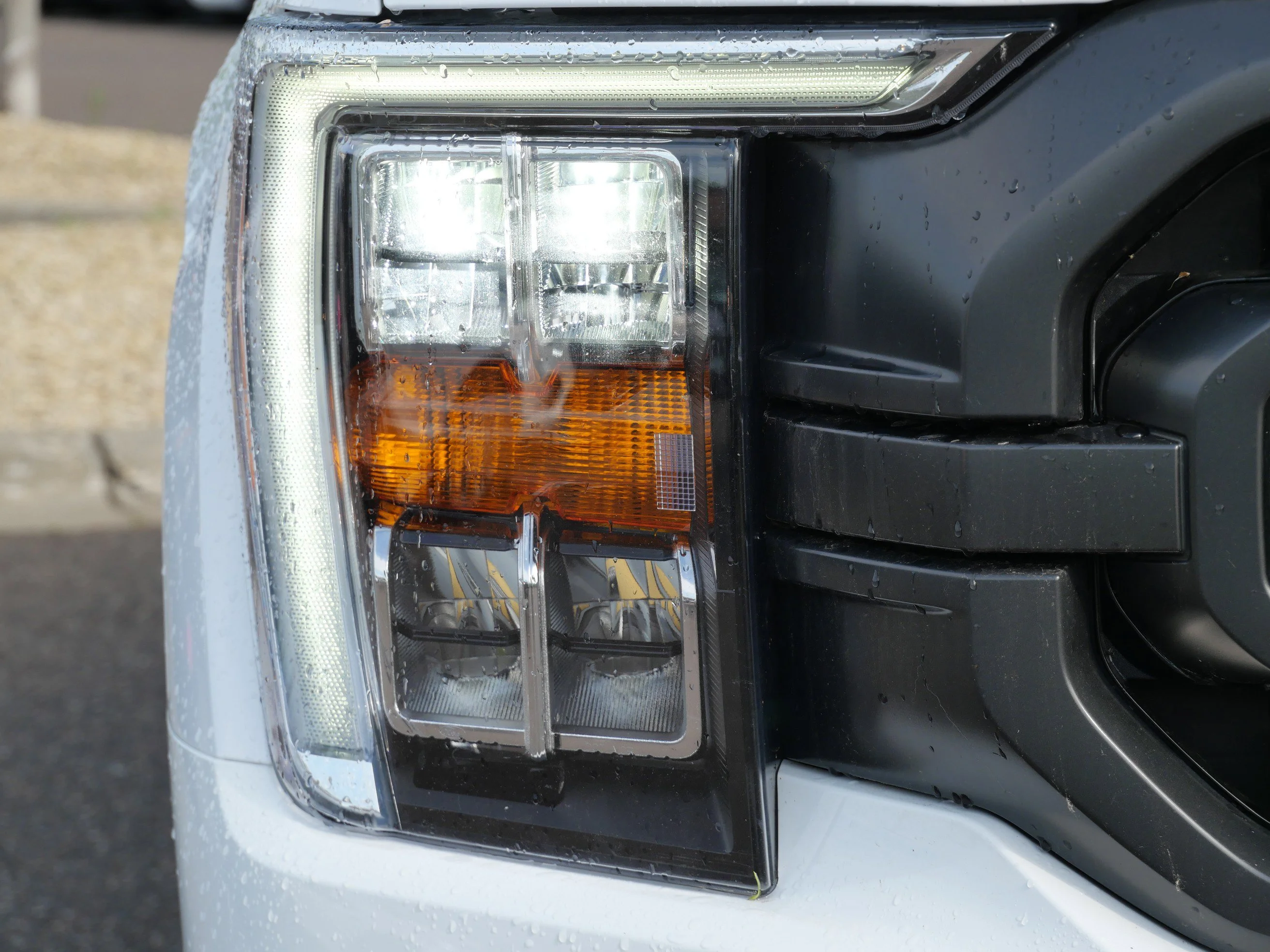 Certified Used 2022 Oxford White Clearcoat Ford XLT 4WD SuperCrew 5.5 Box image 9