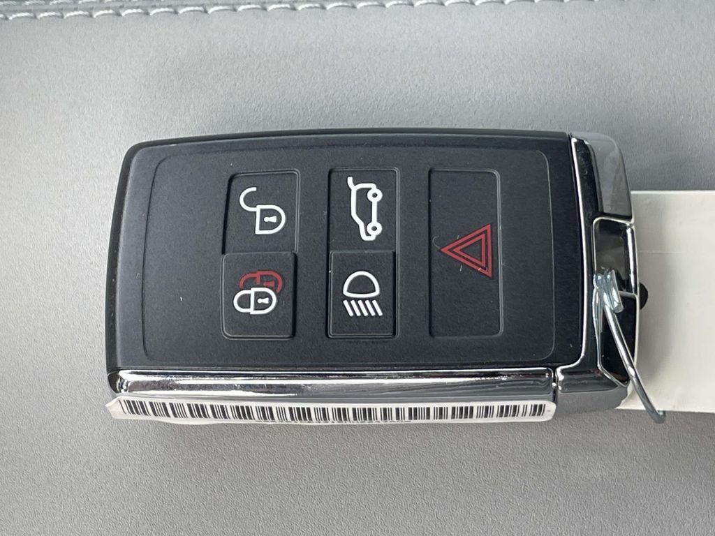 New 2026 Tribeca Blue Land Rover S image 43