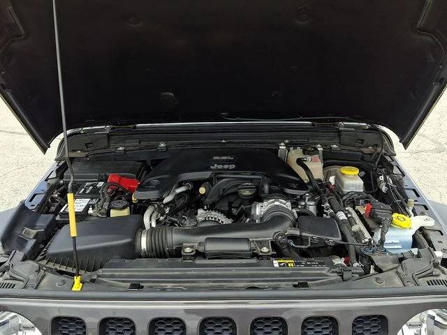 Used 2018 Gray Jeep Unlimited Sport image 29