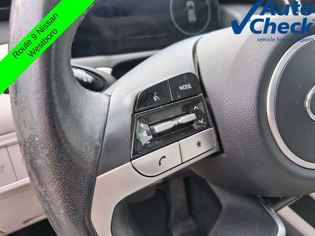 Used 2023 Red Hyundai SEL image 19