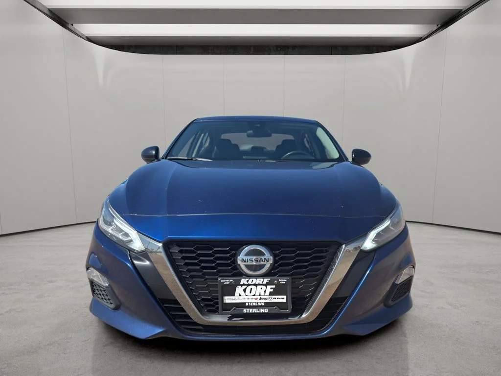 Used 2022 Deep Blue Pearl Nissan 2.5 SR image 8