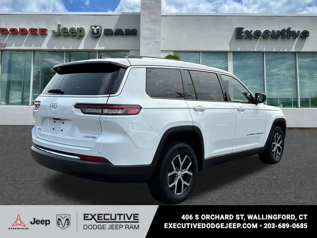 Used 2023 White Jeep Limited image 4