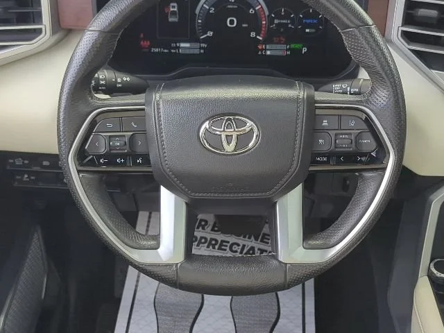 Used 2023  Toyota Capstone Hybrid image 9