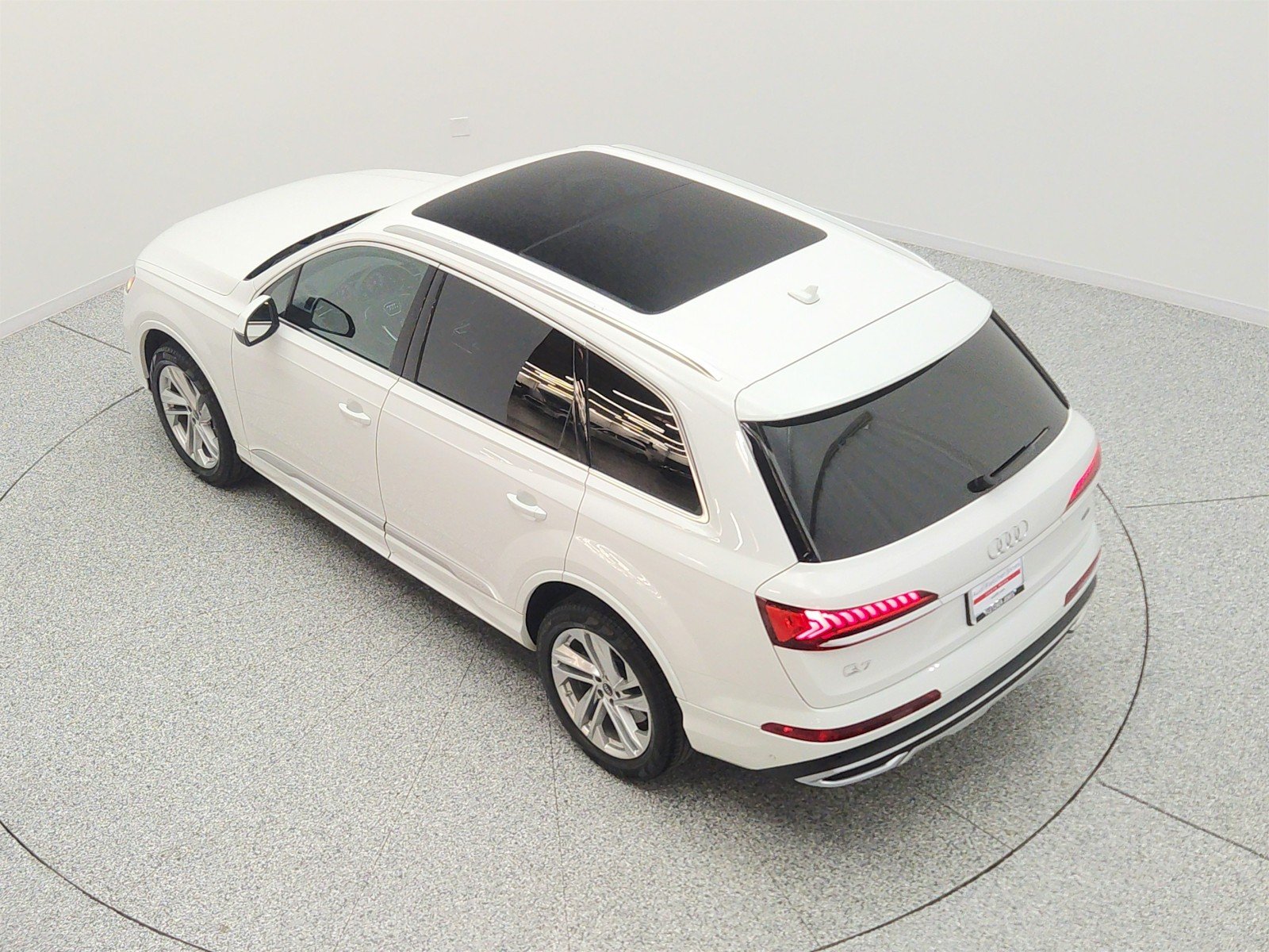 Used 2023 Carrara White Audi Premium 45 TFSI quattro image 28