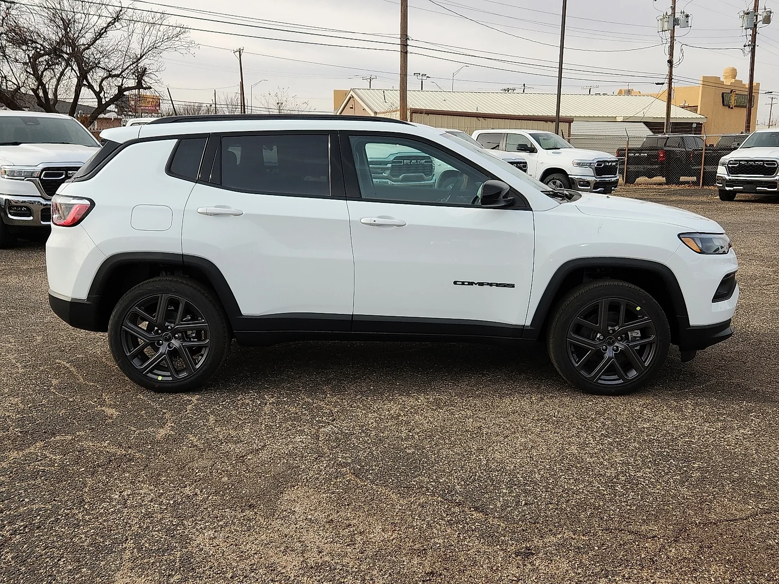 New 2026 White Jeep LATITUDE ALTITUDE 4X4 image 5