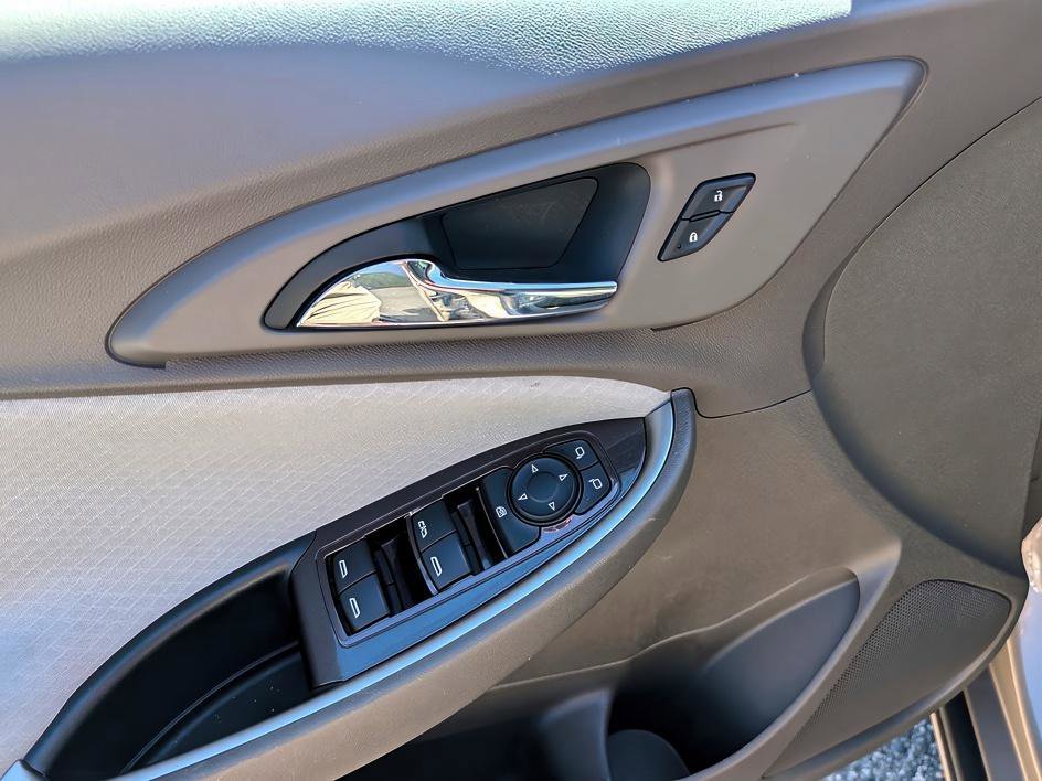 Used 2024 Mineral Gray Metallic Chevrolet LT image 17