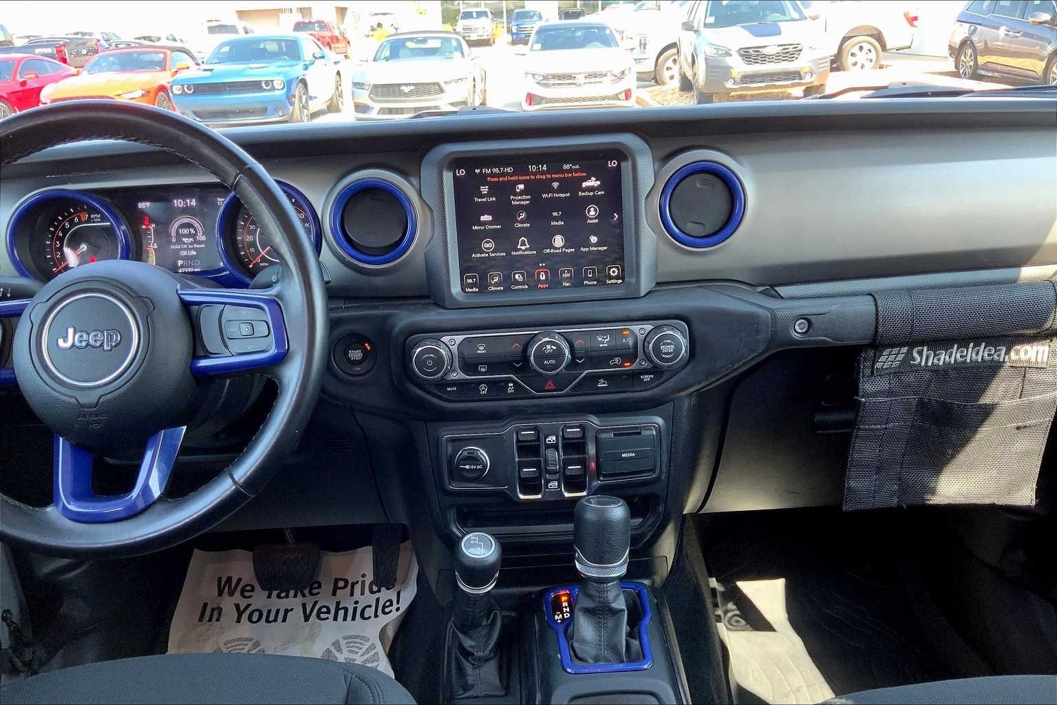 Certified Pre-Owned 2021 Jeep Gladiator Willys