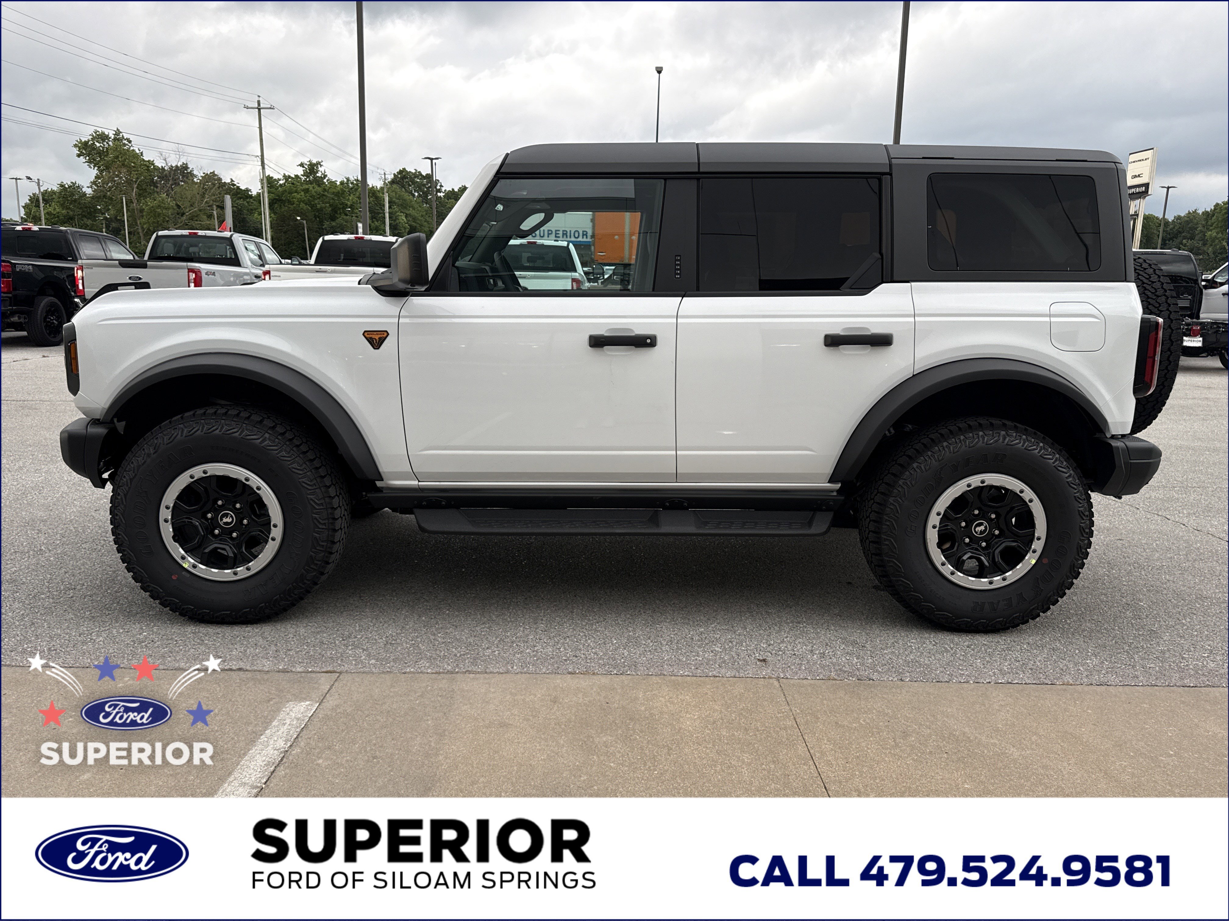 New 2026 Oxford White Ford Badlands 4WD image 11