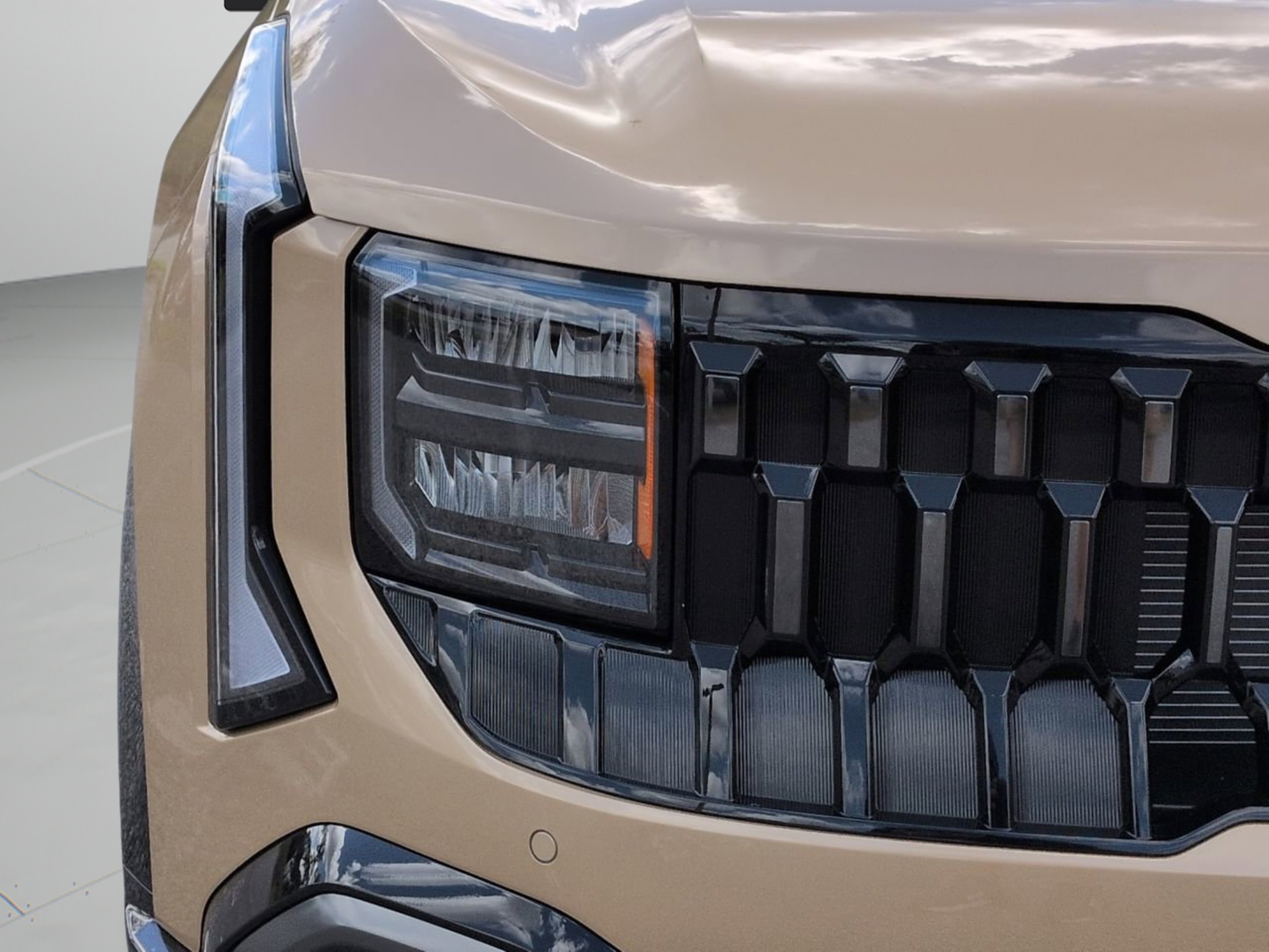 New 2027 Terrain Brown Kia X-Line S image 12