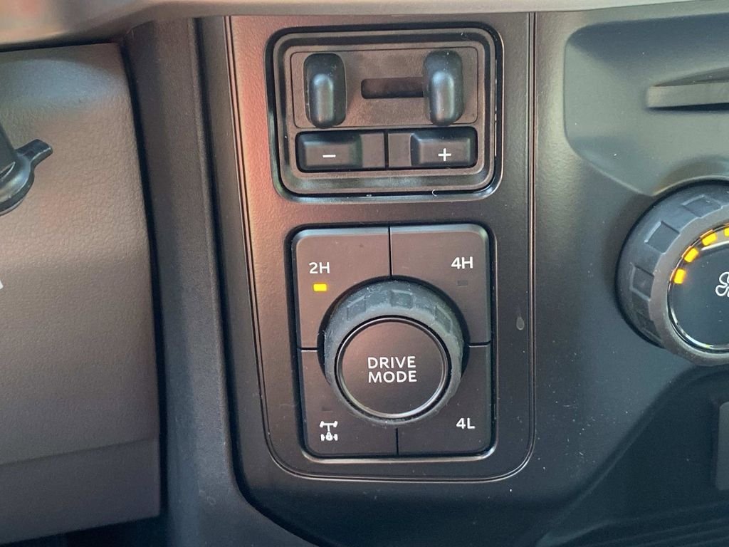 New 2026 Agate Black Metallic Ford F-250® XL image 18