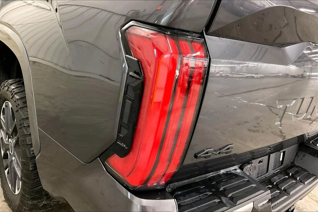 2024 Toyota Tundra Limited - Photo 35