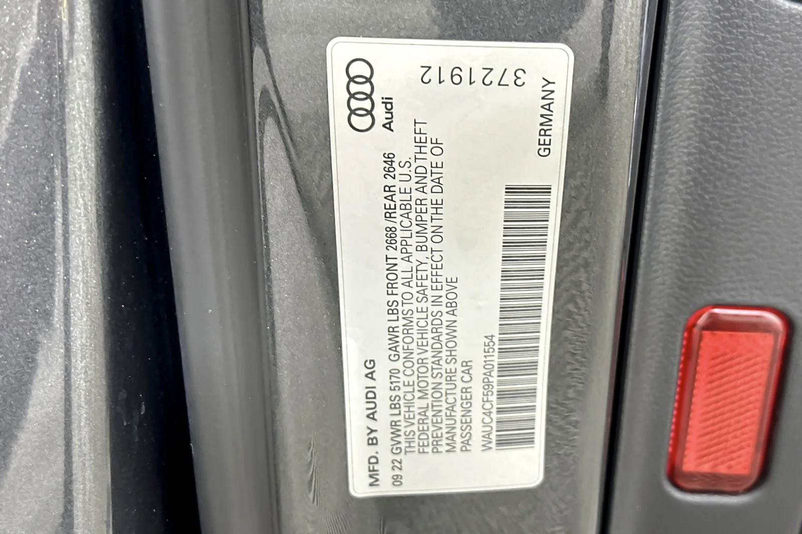 Used 2023 Daytona Gray Pearl Effect Audi Premium Plus 3.0 TFSI quattro image 28