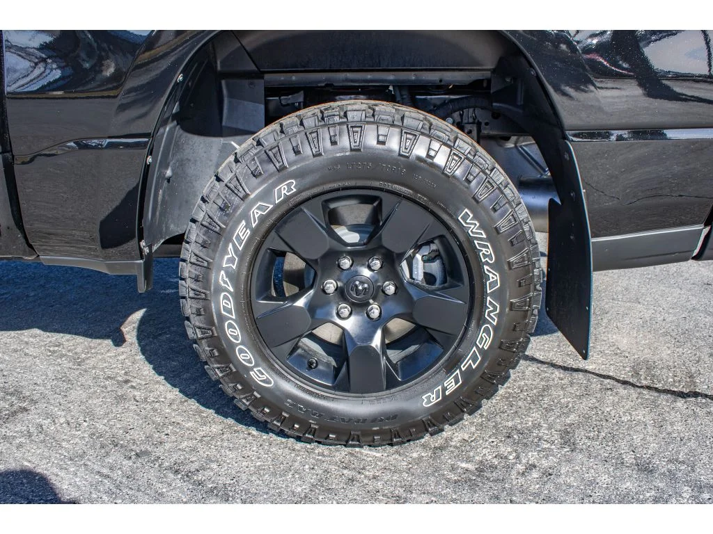 2026 RAM 1500 Warlock - Photo 8