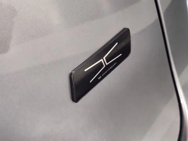 New 2026 Eiger Grey Metallic Jaguar R-Dynamic S image 19