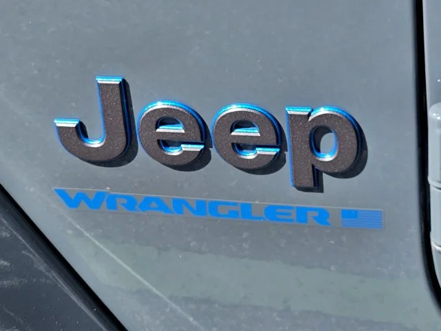 Used 2024 Gray Jeep Sport S 4xe image 11