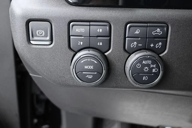 Used 2025 Black Chevrolet LTZ image 13